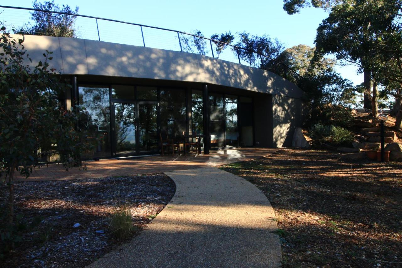 Апартаменты Down To Earth Farm Retreat Sarsfield Экстерьер фото